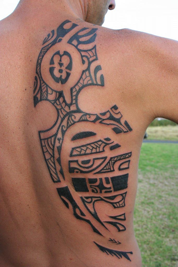 Machine Tattoo #3 | Tahitian Tattoo Artist on Moorea, French Polynesia